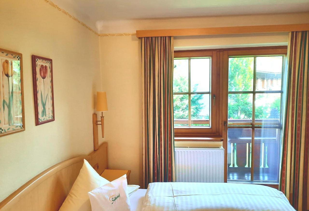 Garten - Hotel Sallerhof Grödig Екстериор снимка