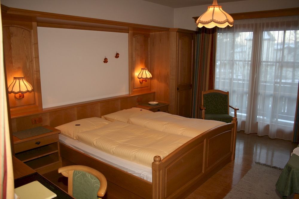 Garten - Hotel Sallerhof Grödig Екстериор снимка