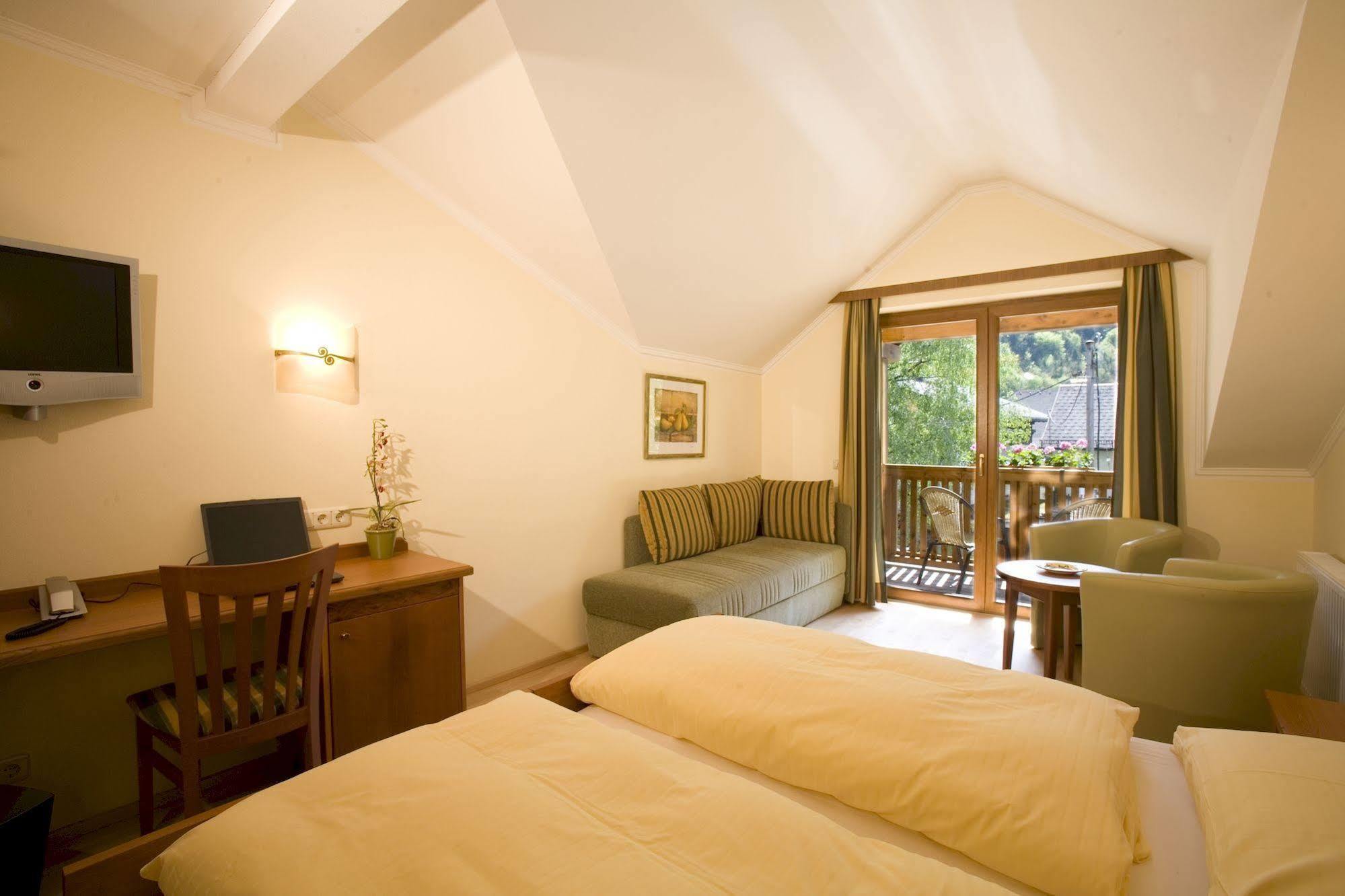 Garten - Hotel Sallerhof Grödig Екстериор снимка