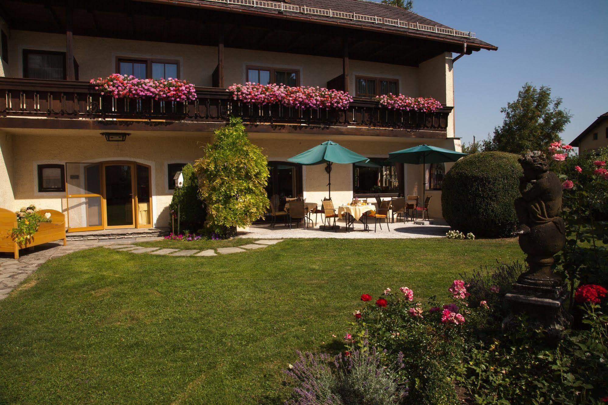 Garten - Hotel Sallerhof Grödig Екстериор снимка