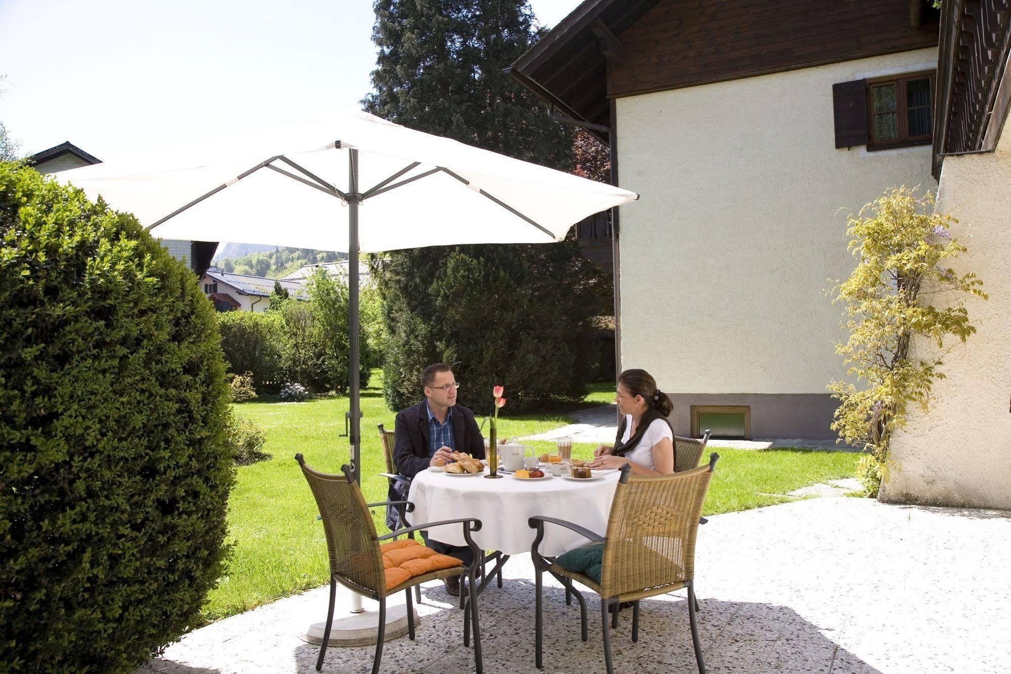 Garten - Hotel Sallerhof Grödig Екстериор снимка